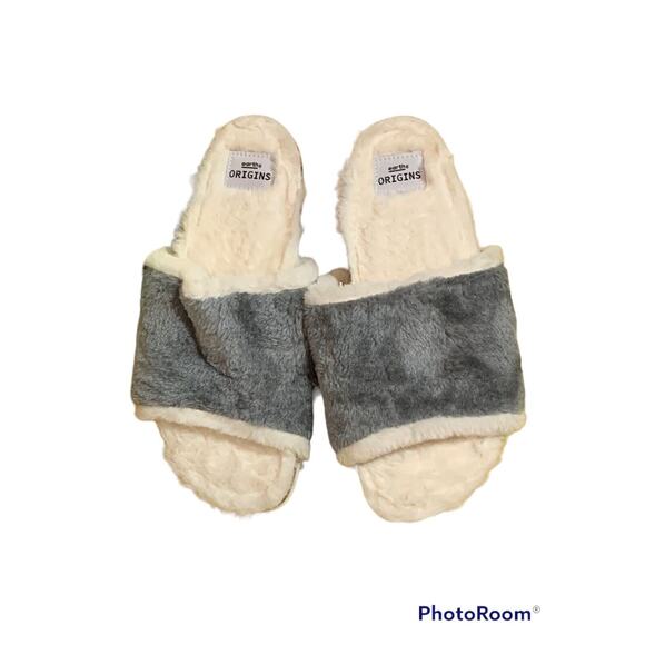 EARTH ORIGINS Women's Olli Cozy House Slippers Frost Gray 9 M - Picture 2 of 4